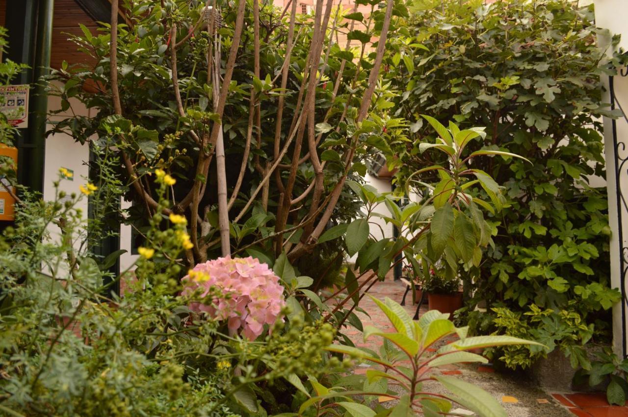 Hostal Sue Candelaria Bogotá Dış mekan fotoğraf
