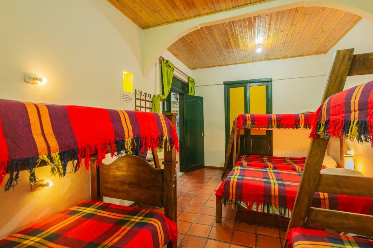 Hostal Sue Candelaria Bogotá Dış mekan fotoğraf