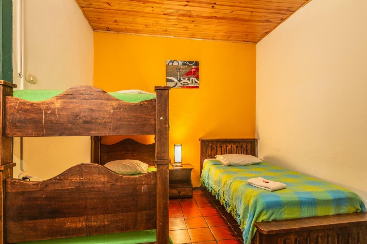 Hostal Sue Candelaria Bogotá Dış mekan fotoğraf